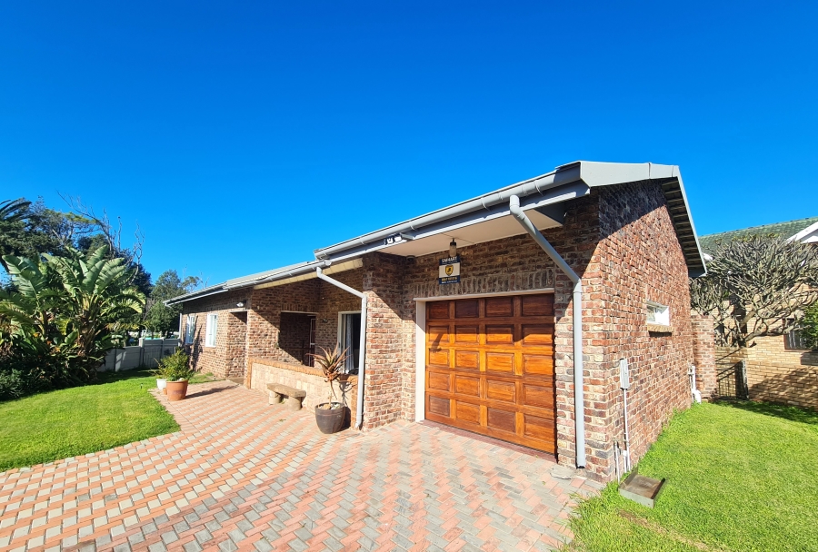 3 Bedroom Property for Sale in Aston Bay Eastern Cape
